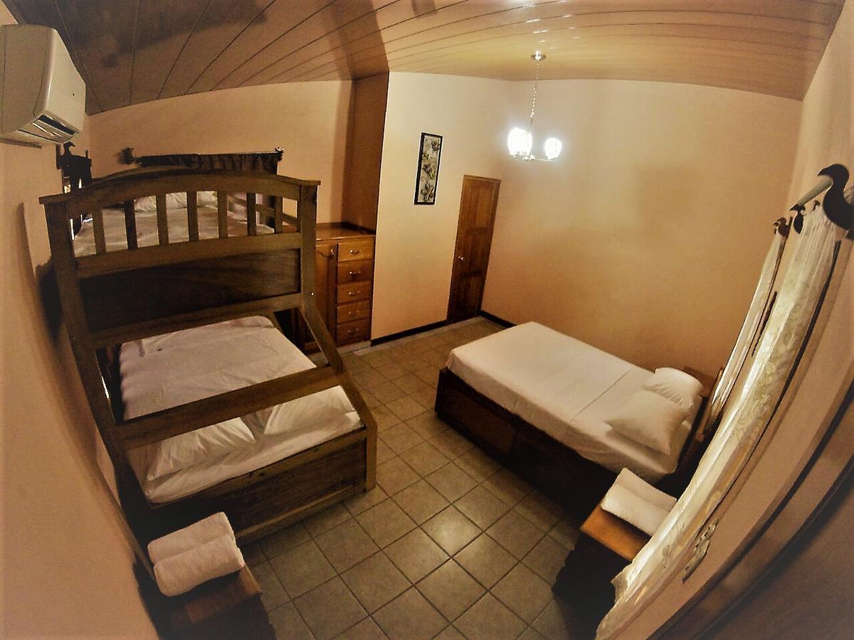 Hotel Congos Mérida Zewnętrze zdjęcie