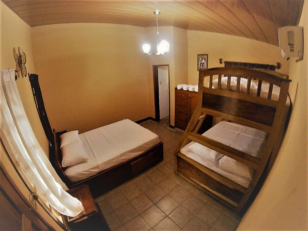 Hotel Congos Mérida Zewnętrze zdjęcie